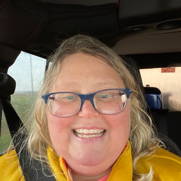 Meet your Posher, Paula - Picture 1 of 1